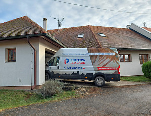 Zateplení stropu rodinného domu pomocí foukané izolace